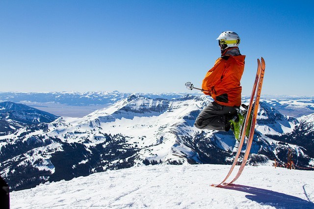10 Best All Mountain Skis for Men & Women